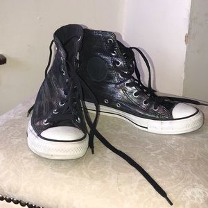 Black Shiny Converse